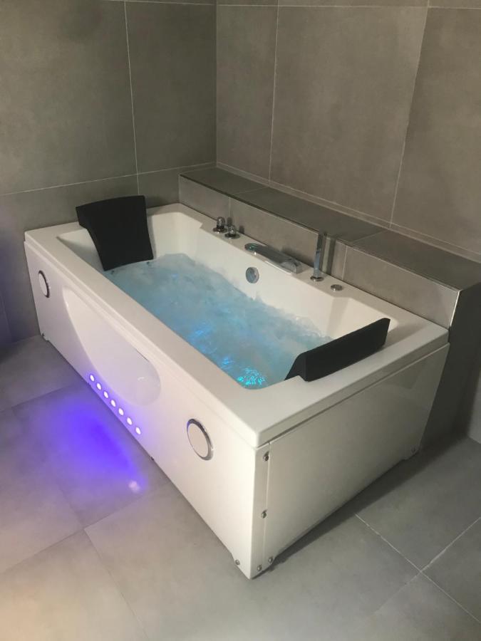 Apartman 3Kk 80 M2 S Virivkou A Saunou جيهلافا المظهر الخارجي الصورة